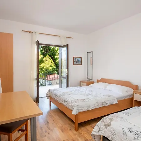 Pensionat Bellevue 1 3*